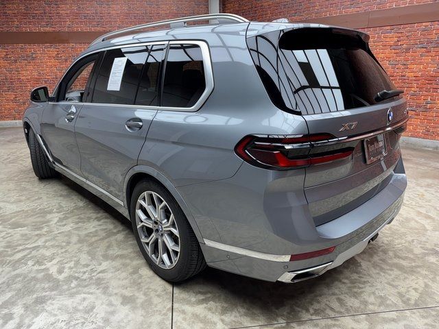 2024 BMW X7 xDrive40i