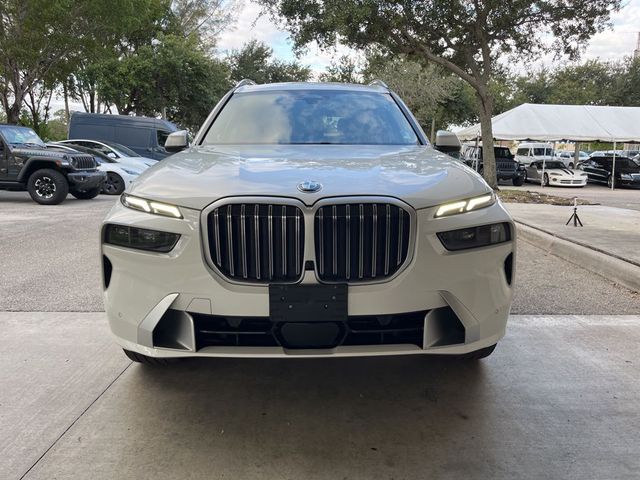 2024 BMW X7 xDrive40i