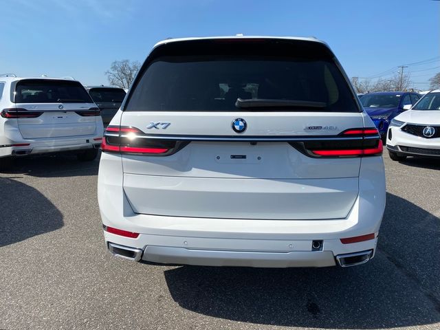 2024 BMW X7 xDrive40i