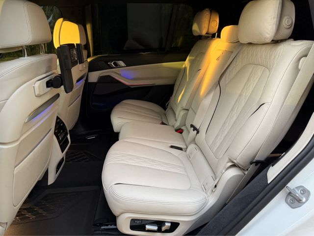 2024 BMW X7 M60i