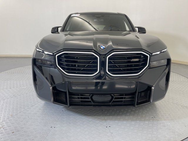 2024 BMW XM Base