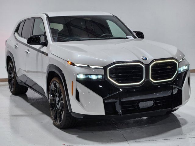 2024 BMW XM Base