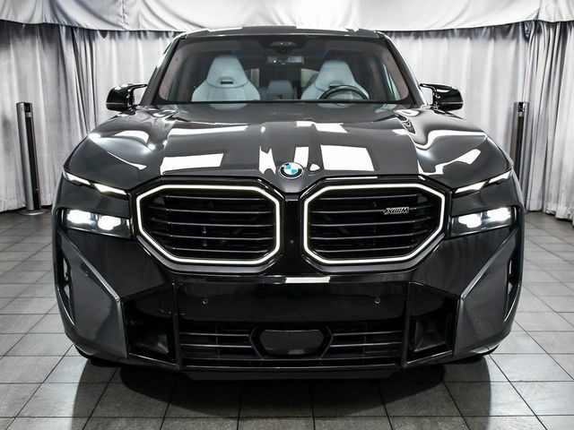 2024 BMW XM Base