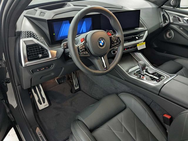 2024 BMW XM Base