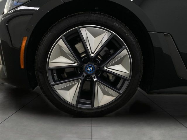 2024 BMW i4 eDrive40