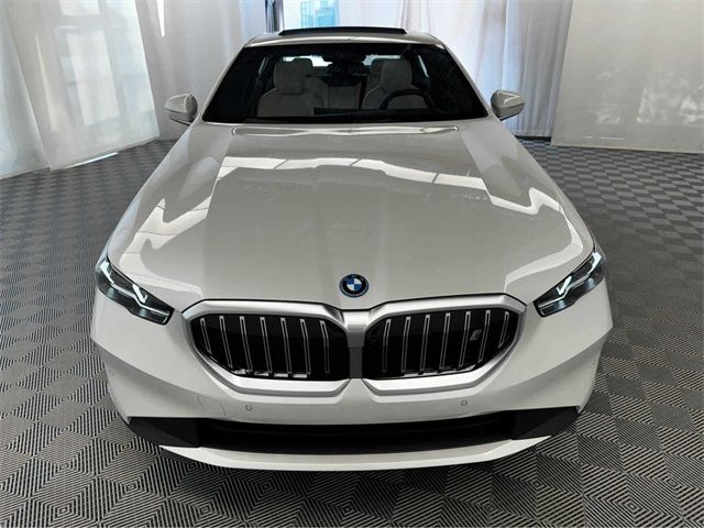 2024 BMW i5 eDrive40