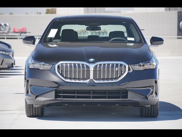 2024 BMW i5 eDrive40