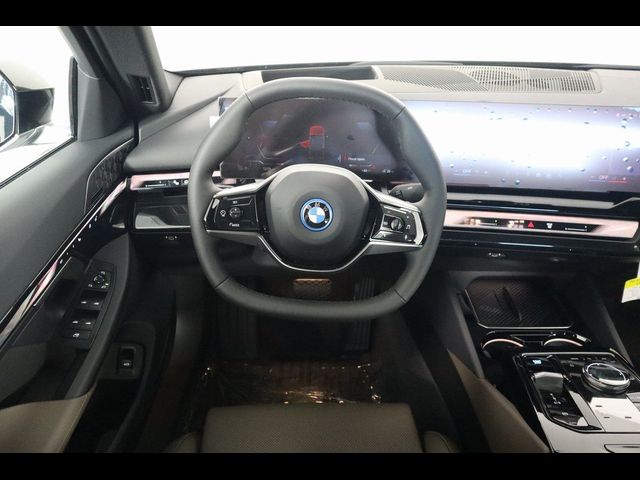 2024 BMW i5 eDrive40