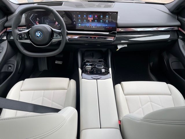 2024 BMW i5 eDrive40