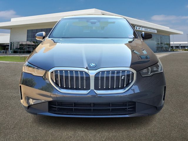 2024 BMW i5 eDrive40