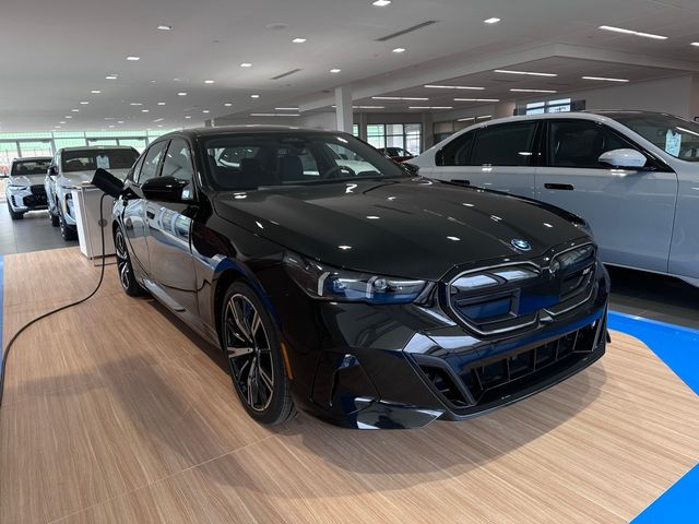 2024 BMW i5 M60