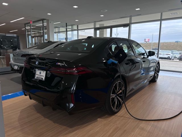 2024 BMW i5 M60