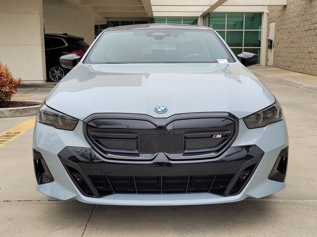 2024 BMW i5 M60