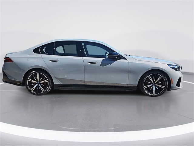 2024 BMW i5 M60