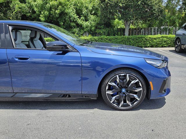 2024 BMW i5 M60