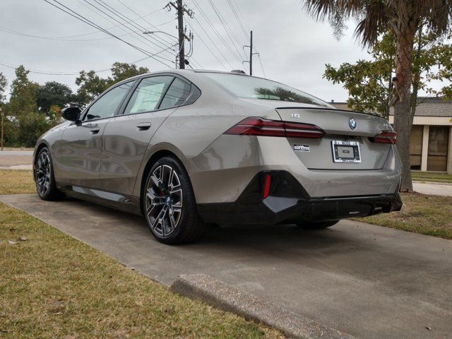 2024 BMW i5 M60