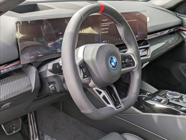 2024 BMW i5 M60