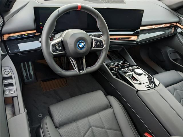 2024 BMW i5 M60