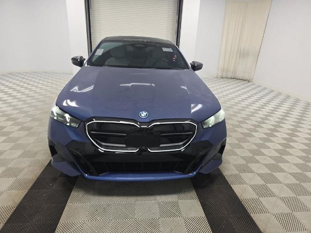 2024 BMW i5 M60