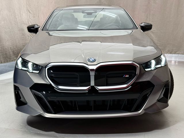 2024 BMW i5 M60