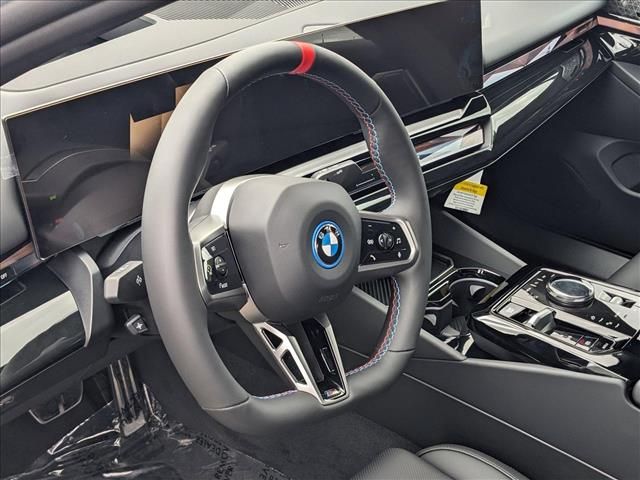 2024 BMW i5 M60