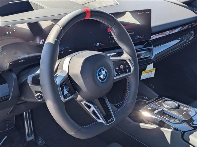 2024 BMW i5 M60