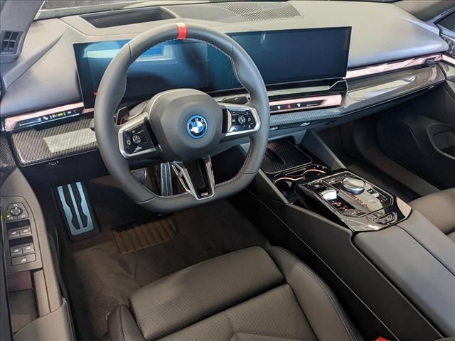 2024 BMW i5 M60