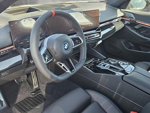 2024 BMW i5 M60