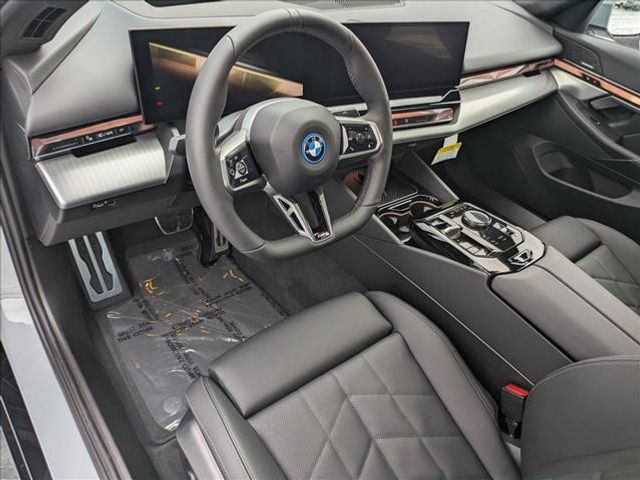 2024 BMW i5 eDrive40