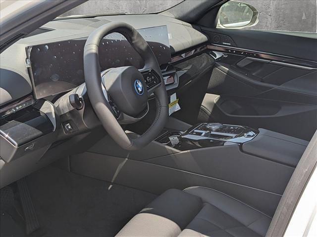 2024 BMW i5 eDrive40