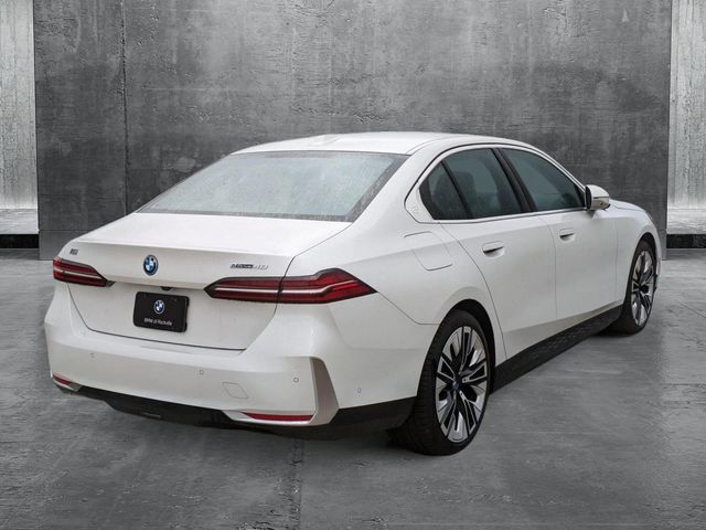 2024 BMW i5 eDrive40