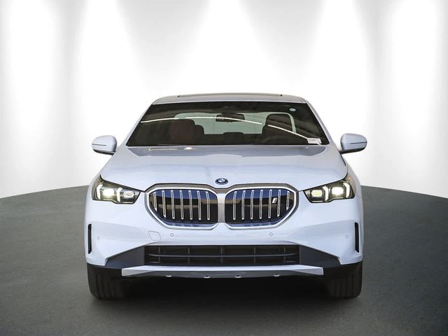 2024 BMW i5 eDrive40