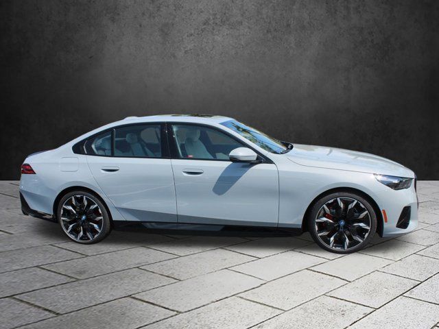 2024 BMW i5 eDrive40