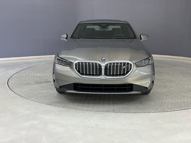 2024 BMW i5 eDrive40