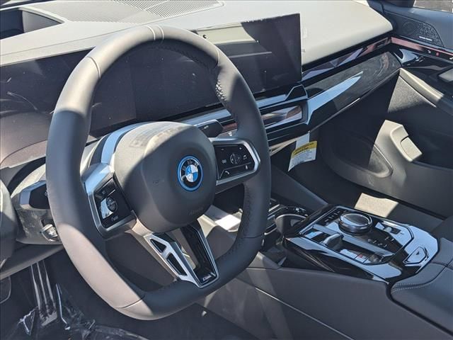 2024 BMW i5 eDrive40