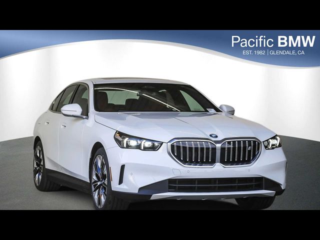 2024 BMW i5 eDrive40