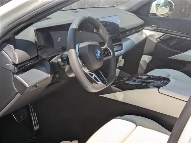 2024 BMW i5 eDrive40