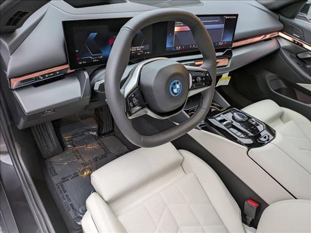 2024 BMW i5 eDrive40