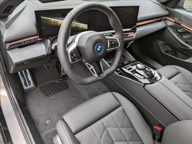 2024 BMW i5 eDrive40