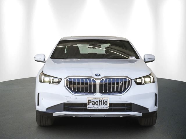 2024 BMW i5 eDrive40