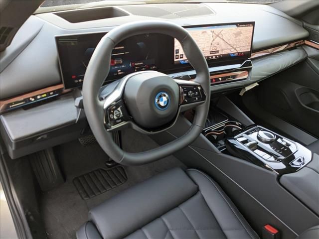 2024 BMW i5 eDrive40