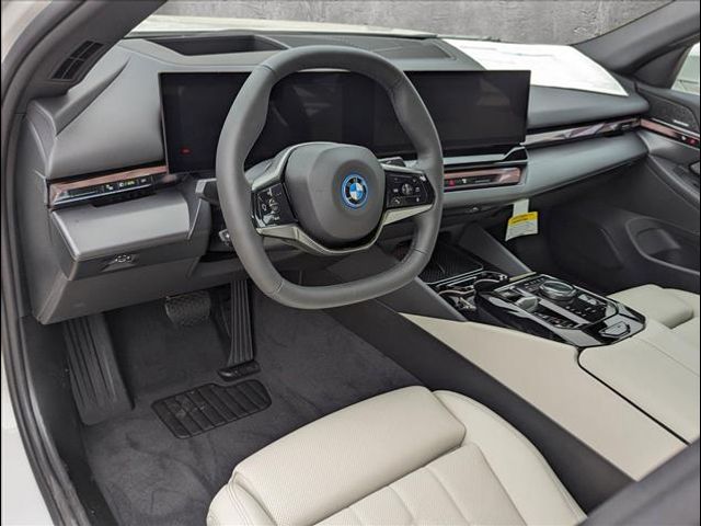 2024 BMW i5 eDrive40