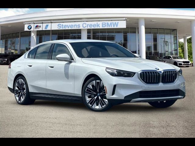 2024 BMW i5 eDrive40