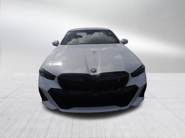 2024 BMW i5 eDrive40