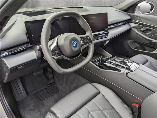 2024 BMW i5 eDrive40