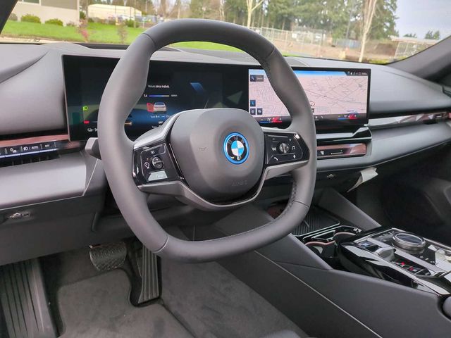 2024 BMW i5 eDrive40