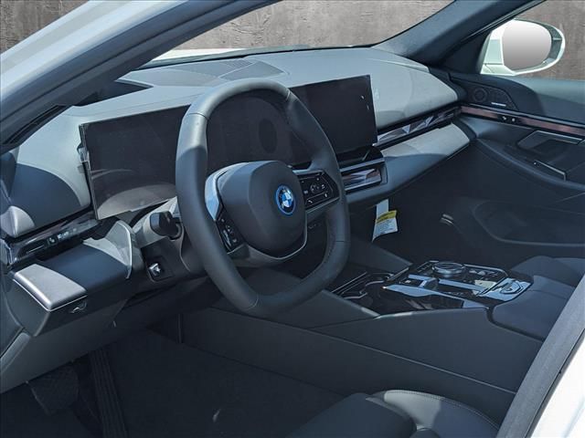 2024 BMW i5 eDrive40