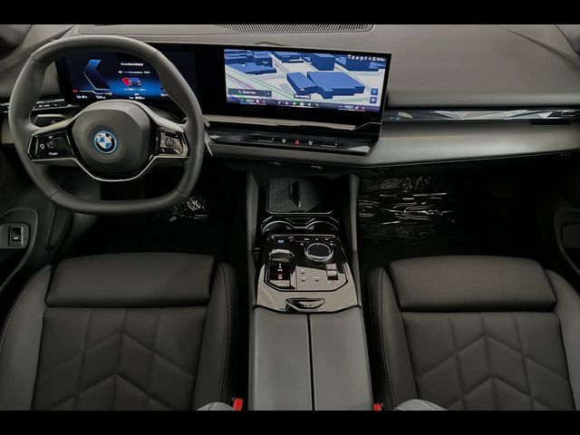 2024 BMW i5 eDrive40