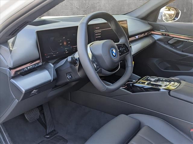 2024 BMW i5 eDrive40