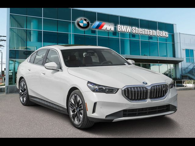 2024 BMW i5 eDrive40